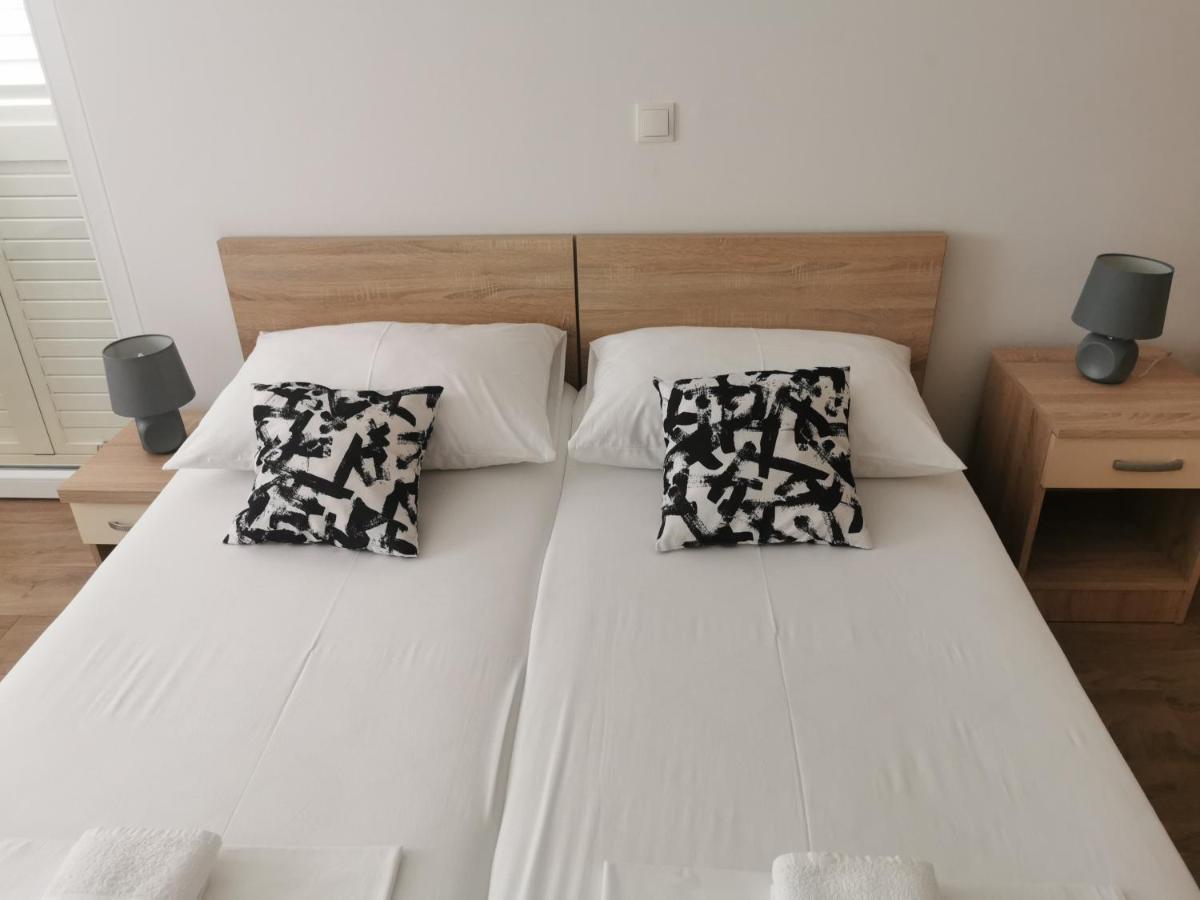 Apartmani Kronjac 米欧纳 外观 照片