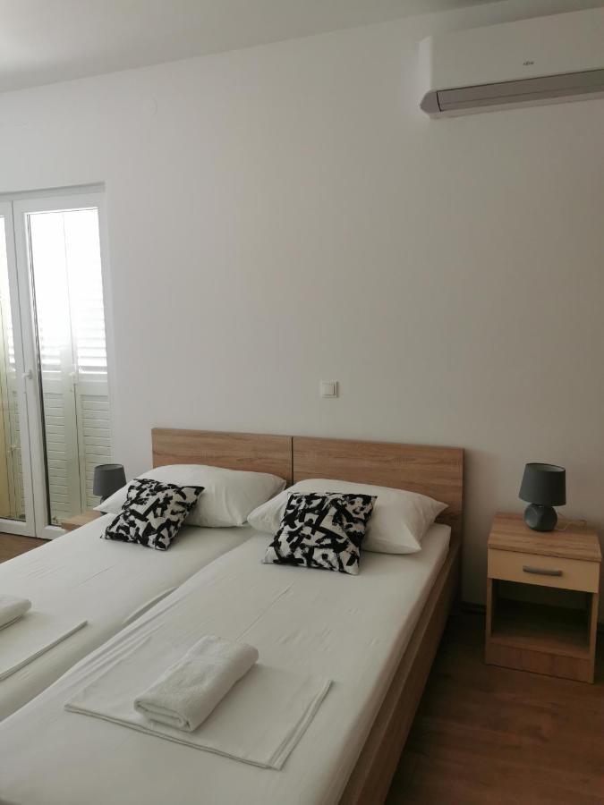 Apartmani Kronjac 米欧纳 外观 照片