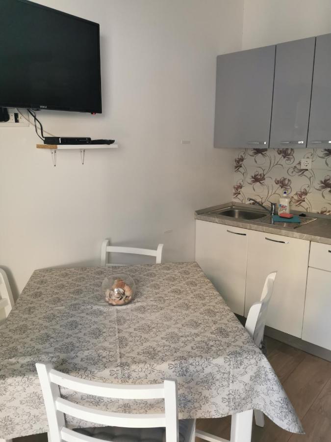 Apartmani Kronjac 米欧纳 外观 照片