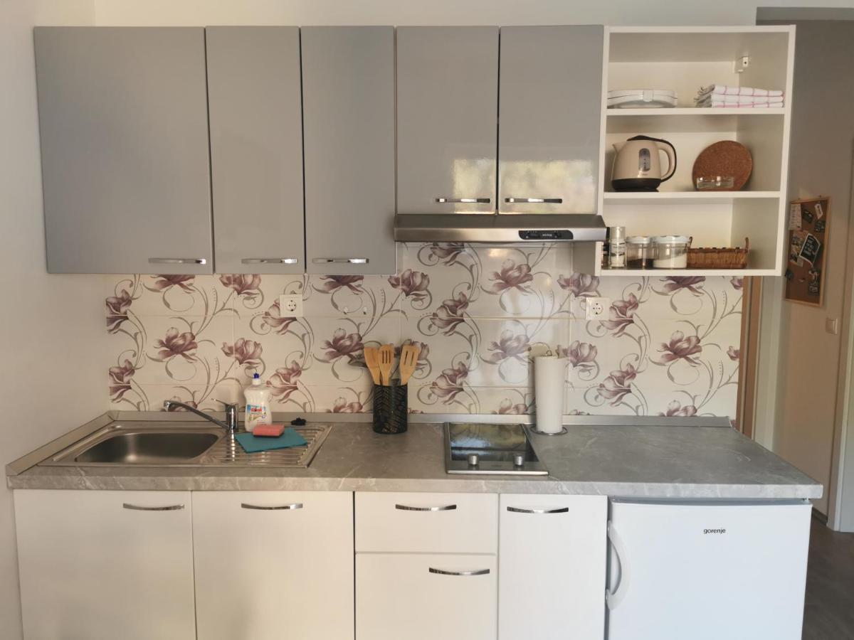 Apartmani Kronjac 米欧纳 外观 照片