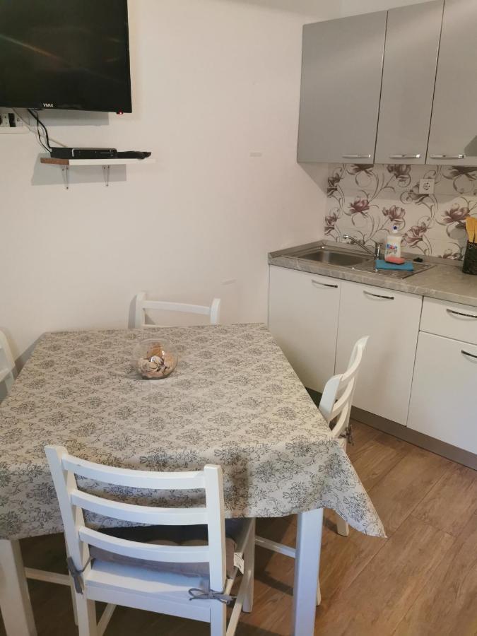 Apartmani Kronjac 米欧纳 外观 照片