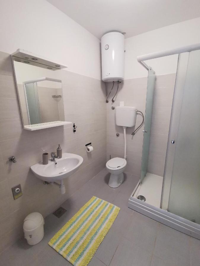 Apartmani Kronjac 米欧纳 外观 照片