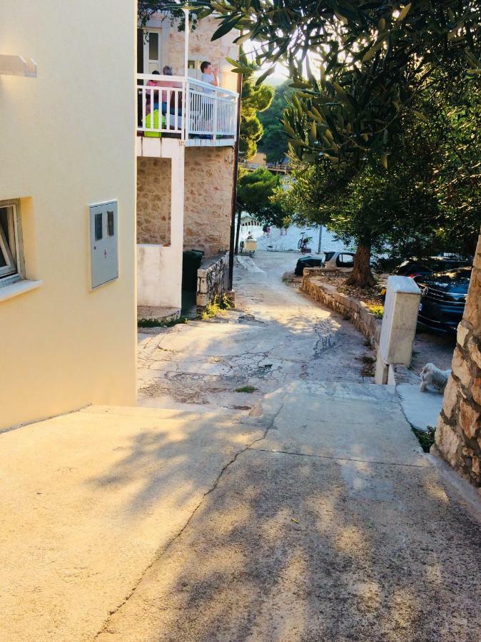 Apartmani Kronjac 米欧纳 外观 照片